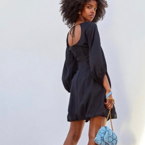 H&M Dresses & Skirts - H&M Black Mini Dress